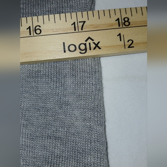 Rachel Zoe women's Small gray cashmere blend LOVE sweater casual comfy - Picture 6 of 7